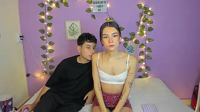 Snapshot of charlottte_queen chatting on 14, 3, 2025 charlottte queen online show from 14, 3, 2025