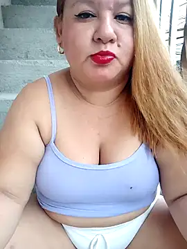 HORNY MATURE25 online show from 9, 1, 2025