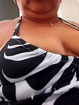 HORNY MATURE25 online show from 18, 1, 2025