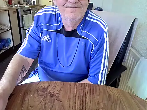 Snapshot of daddyflash chatting on 20, 3, 2025 daddyflash online show from 20, 3, 2025