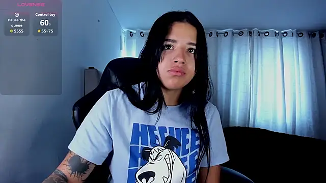 Snapshot of aliice_walker_ chatting on 9, 2, 2026 aliice walker online show from 9, 2, 2026