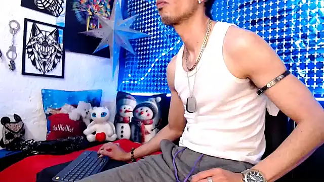 Mensecret69 online show from 30, 12, 2024