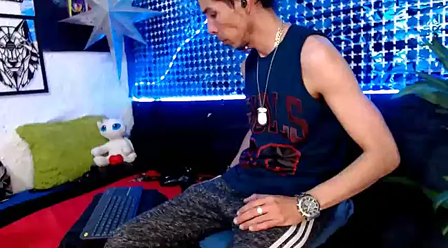 Mensecret69 online show from 4, 1, 2025