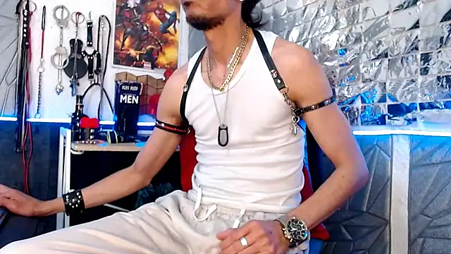 Mensecret69 online show from 17, 2, 2025