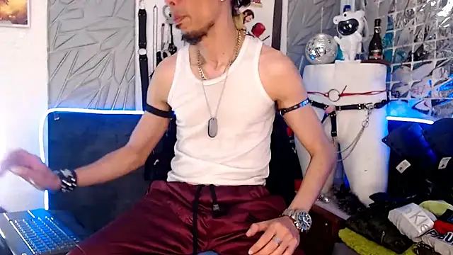 Mensecret69 online show from 18, 3, 2025