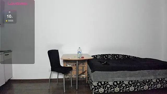 KitsuneRem online show from 3, 4, 2026