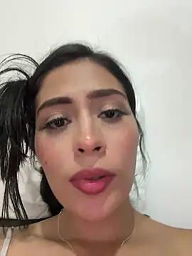 Sophie  Foxxx online show from 5, 1, 2025