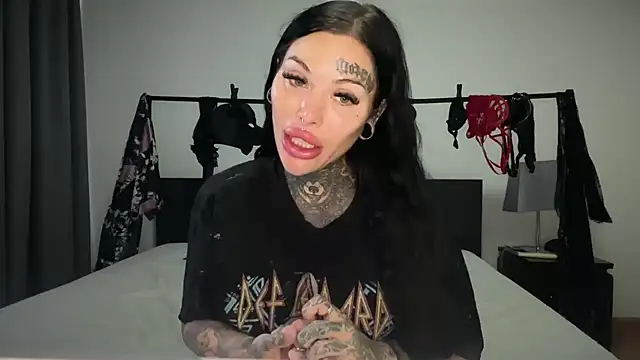 claudiacvc95 online show from 6, 11, 2025