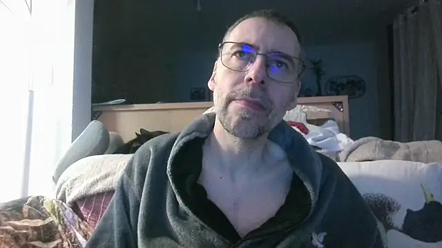 ptitcanard60600 online show from 15, 3, 2026