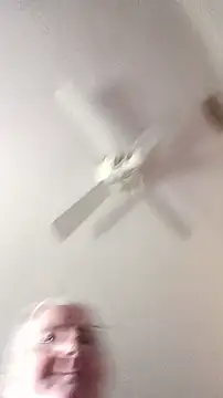 Snapshot of graham1980 chatting on 23, 11, 2025 graham1980 online show from 23, 11, 2025