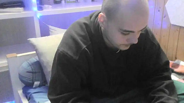 ItalianVinDiesel online show from 5, 1, 2025