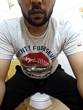 Snapshot of Casting_Design chatting on 13, 10, 2025 Casting Design online show from 13, 10, 2025