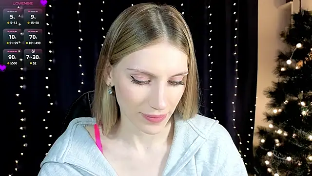 Snapshot of Lilianna_Just chatting on 2, 1, 2025 Lilianna Just online show from 2, 1, 2025