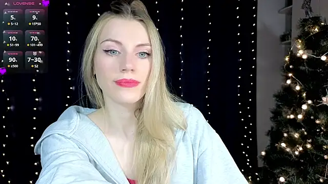 Snapshot of Lilianna_Just chatting on 6, 1, 2025 Lilianna Just online show from 6, 1, 2025