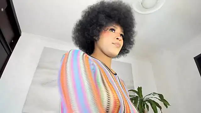 Snapshot of Apotheosis01 chatting on 22, 11, 2025 Apotheosis01 online show from 22, 11, 2025