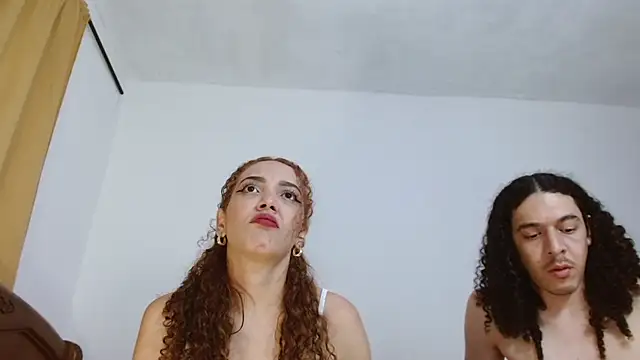 Snapshot of thefockers69 chatting on 22, 9, 2025 thefockers69 online show from 22, 9, 2025