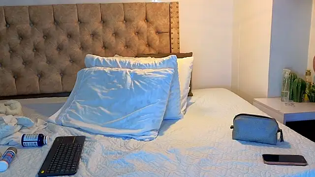 KeryHillson online show from 11, 1, 2026