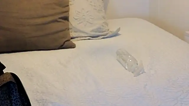 Snapshot of KeryHillson chatting on 12, 2, 2026 KeryHillson online show from 12, 2, 2026