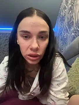 Queen of pain online show from 5, 3, 2026