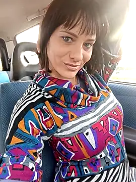 Snapshot of Emyly83 chatting on 24, 10, 2025 Emyly83 online show from 24, 10, 2025