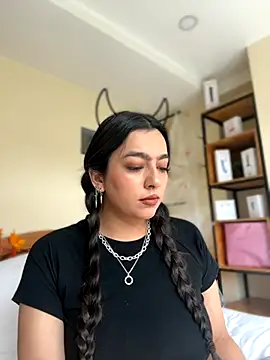 Snapshot of Nicollemays chatting on 10, 11, 2025 Nicollemays online show from 10, 11, 2025