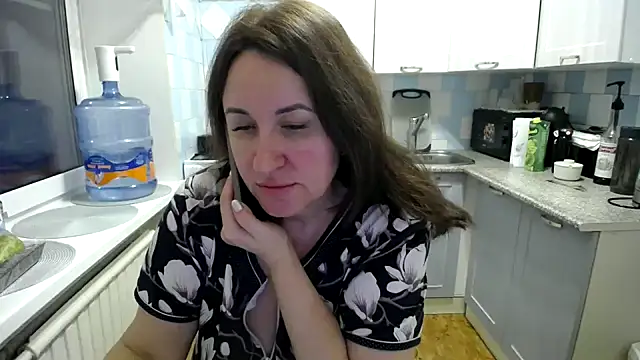 DonnaMagdalena online show from 25, 12, 2024