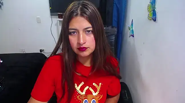 Yunhot  online show from 19, 12, 2024