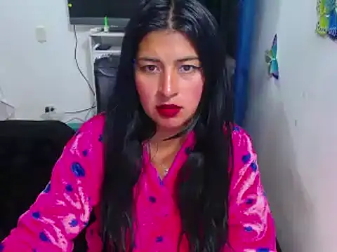 Yunhot  online show from 31, 1, 2025