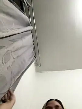 Snapshot of Celestedubois chatting on 14, 10, 2025 Celestedubois online show from 14, 10, 2025