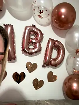 Snapshot of Celestedubois chatting on 28, 11, 2025 Celestedubois online show from 28, 11, 2025