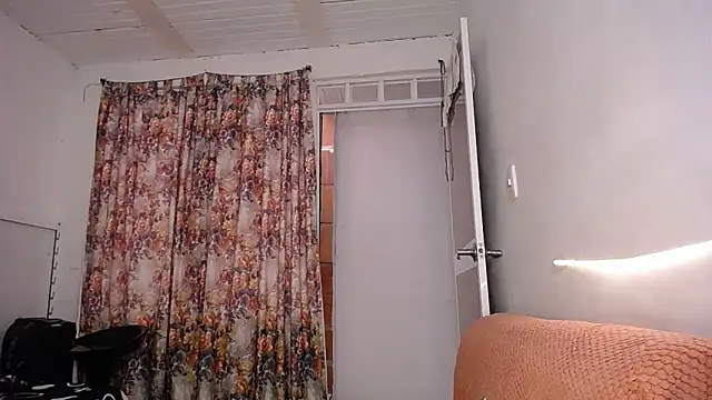 yselahot online show from 11, 10, 2025