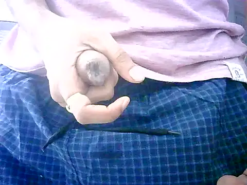 Snapshot of mrose8080 chatting on 4, 11, 2025 mrose8080 online show from 4, 11, 2025