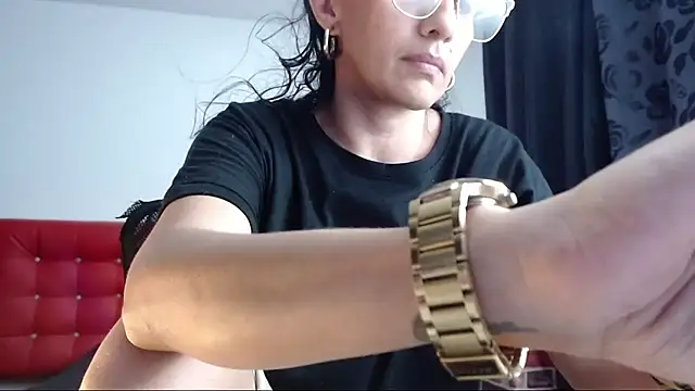 Lucynaugthyy online show from 1, 2, 2025
