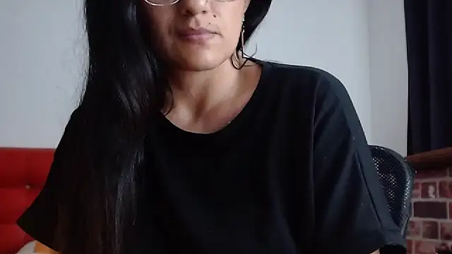 Lucynaugthyy online show from 26, 2, 2025