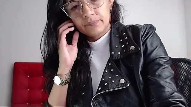 Lucynaugthyy online show from 27, 2, 2025