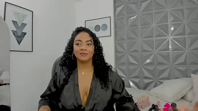 Tanisha  campbell online show from 27, 9, 2025