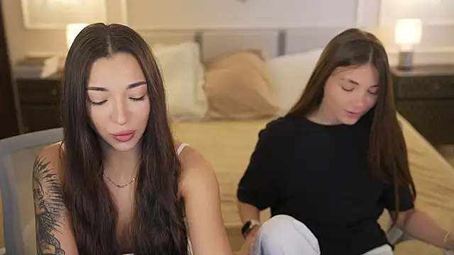 Snapshot of Jasmine_Flow chatting on 1, 11, 2025 Jasmine Flow online show from 1, 11, 2025