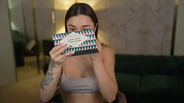 Snapshot of Jasmine_Flow chatting on 4, 11, 2025 Jasmine Flow online show from 4, 11, 2025