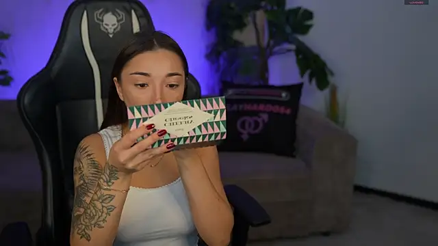 Snapshot of Jasmine_Flow chatting on 7, 11, 2025 Jasmine Flow online show from 7, 11, 2025