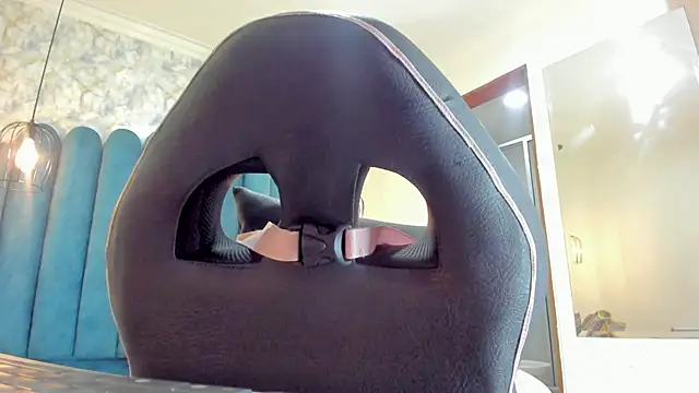 nalalye cruzz  online show from 9, 10, 2025