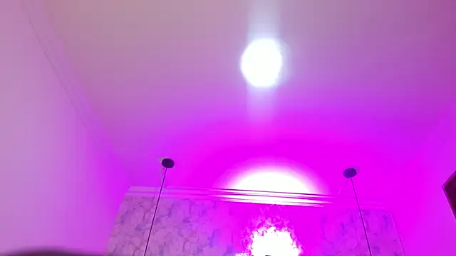 nalalye cruzz  online show from 14, 3, 2026