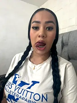 Luisa Fernandaa online show from 24, 10, 2025