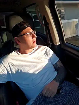 Snapshot of MrBiggBallz chatting on 12, 12, 2024 MrBiggBallz online show from 12, 12, 2024