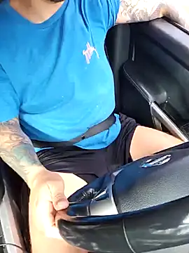 Snapshot of MrBiggBallz chatting on 29, 12, 2024 MrBiggBallz online show from 29, 12, 2024