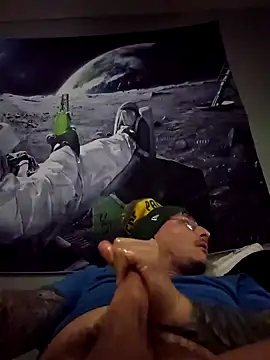 Snapshot of MrBiggBallz chatting on 14, 1, 2025 MrBiggBallz online show from 14, 1, 2025