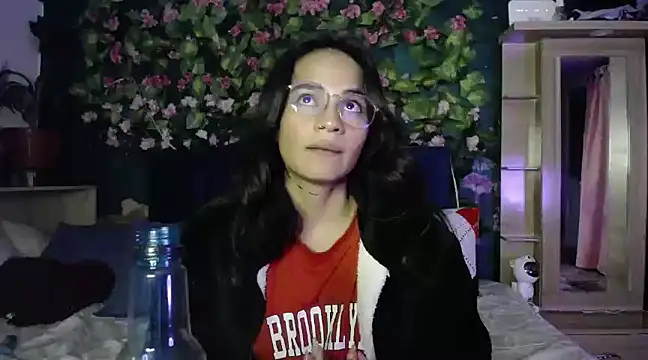 Samara Beltran online show from 1, 2, 2025