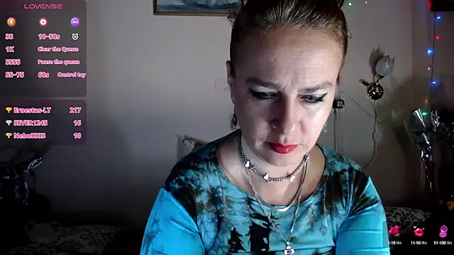 VanezaSmith online show from 7, 12, 2024