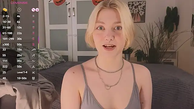 Snapshot of _Rude_Girl_ chatting on 30, 10, 2025 Rude Girl online show from 30, 10, 2025