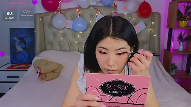 Wendy  Hills online show from 6, 2, 2025