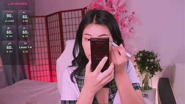 Wendy  Hills online show from 14, 9, 2025